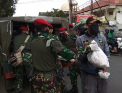 PUSDIKLATPASSUS BATUJAJAR Berbagi 1000 Sembako dan 5 Ribu Nasi Bungkus