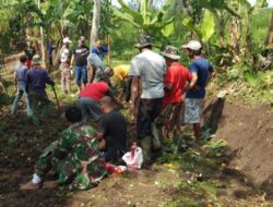 Miris, Warga Desa Cangkorah Buka Akses Jalan  Sendiri Karena Terisolir