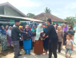 Ratusan Paket Sembako di Bagikan LSM Jembar Ke Jompo dan Anak Yatim