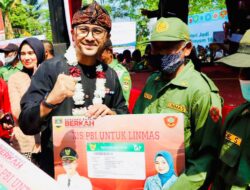 Satlinmas Pemkab Bandung Barat Mendapatkan Program Bantuan sosial Penerima Iuran (FBI) Kesehatan