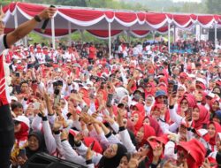 Ribuan Guru dan Pelajar Turut Ikut Gerak Jalan Santai Peringati HUT PGRI ke -77