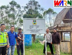 Upaya Pengamanan Aset Desa, Pemdes Mekarwangi Lakukan Pemasangan Plang