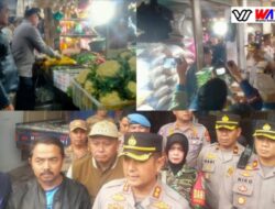 Kapolres Cimahi Pantau Harga Dan Ketersediaan Sembako DI Pasar Panorama Lembang