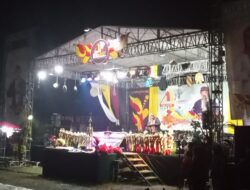 Dalam Puncak Milangkala ke 44 Tahun Desa Gudang Kahuripan Bupati Bagikan Bagikan Sembako