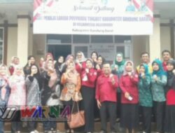Lomba Posyandu Agnes Virganty.S.SPT,M.Si Camat Ngamprah Paparkan Pesannya Buat Para Kader