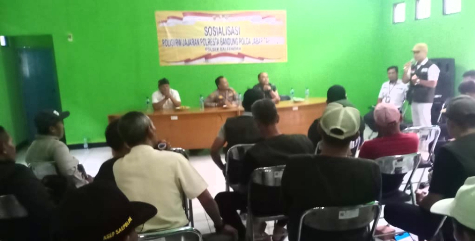 Sosialisasi Polisi RW Polresta Bandung Polsek Baleendah di Desa Jelekong