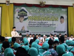 Pelepasan Jemaah Haji Kabupaten Bandung Barat Koleter Pertama Oleh Hengky Kurniawan