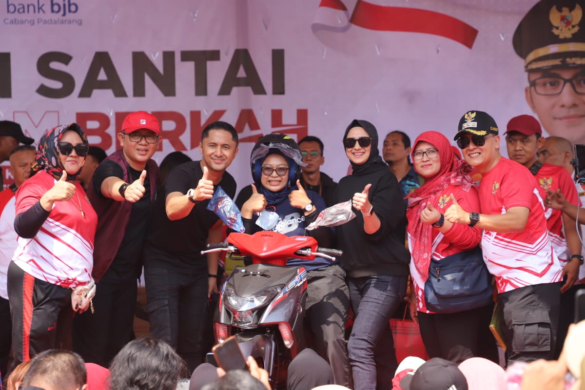 Hengky Menghadiri Rangkaian Peringatan Hari Jadi Ke -16 Kabupaten Bandung Barat