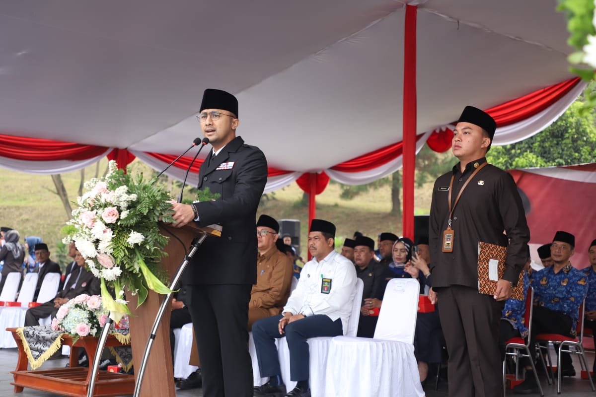 Hengky Kurniawan Menghadiri Upacara Hari Lahir Pancasila Tingkat Kab.Bandung Barat 