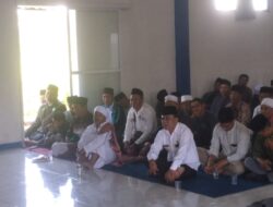 Desa Sukatani Gelar Acara Pengajian Rutin Bulanan dan Halal Bihalal