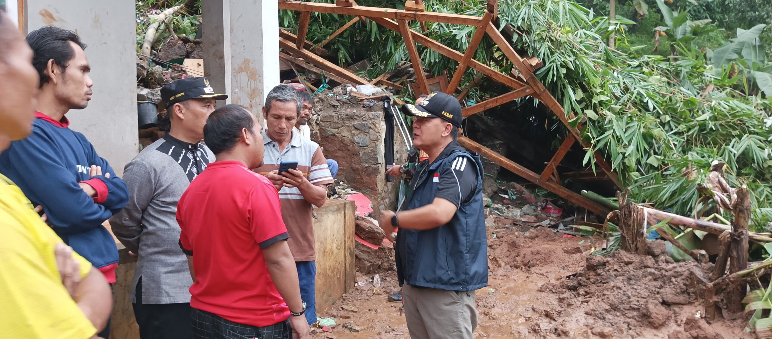 1 Rumah Tertimbun Longsor di Campaka Padalarang Begini Kejadiannya