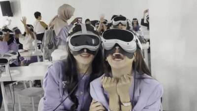 BTS Hadir di Konser VR di BSTARVERSE Jakarta