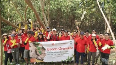 PT. “Okay” Line Indonesia Menanam Mangrove untuk Ekosistem Hijau