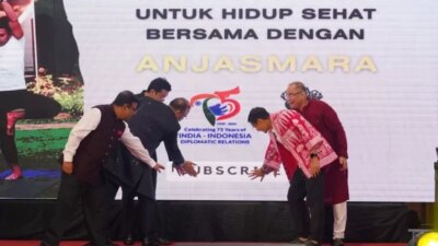 Perkenalkan Yoga Lewat Video Spesial Bersama Anjasmara