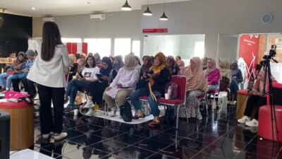 Workshop AI dan Media Sosial untuk UMKM Perempuan