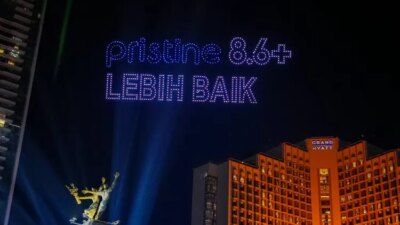 Perayaan Tahun Baru di Bundaran HI bersama Pristine8.6+