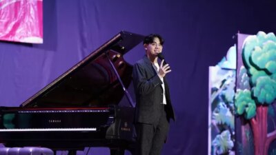 George Harliono Menginspirasi Siswa Binus Faculty Serpong Dengan menggunakan Musik