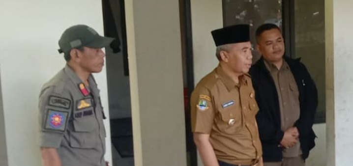 Begini Perintah Perdananya Wabup KBB Asep Ismail Saat Inspeksi  Pos Jaga Satpol PP