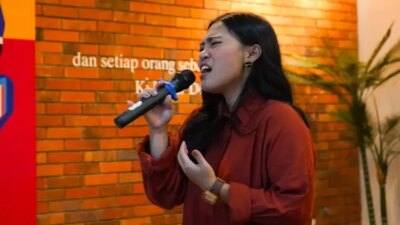 Nathania Sarah menyajikan lagu religious “tanpa pamrih” dengan pesan yang sangat mendalam