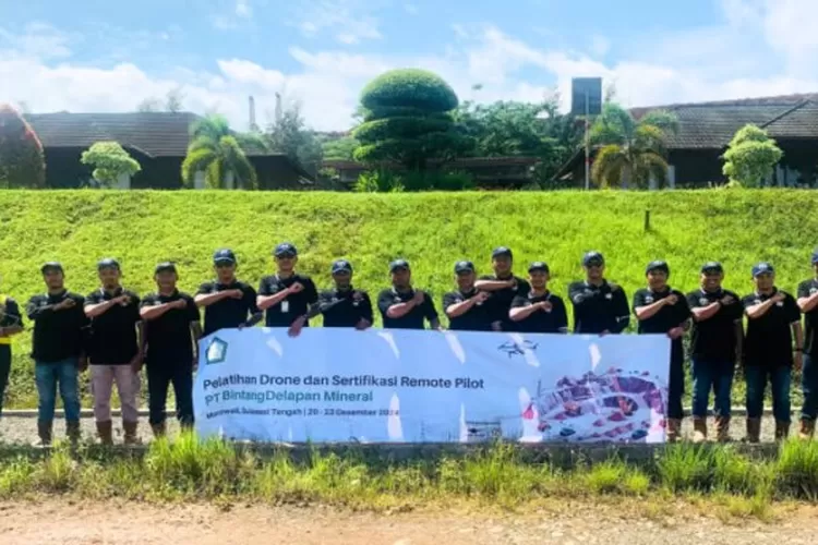 Pelatihan dan sertifikasi drone untuk PT Bintang delapan mineral