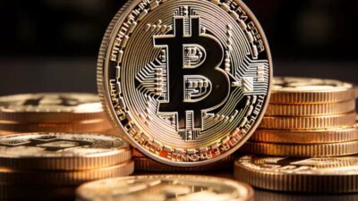 Bitcoin turun tajam ke perang tarif yang trigasi dan kebijakan Amerika Serikat