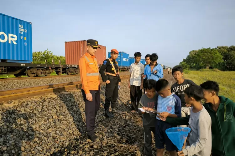 Kai mengingatkan bahaya Ngabuburit di garis kereta api