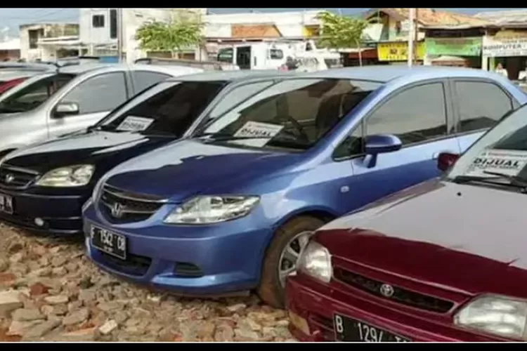 Waktu kualitas terbaik untuk menjual mobil bekas untuk menghasilkan laba maksimum