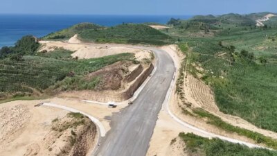 Proyek Jalan Crossing Selatan Bululawang-Tambakrejo melebihi goal