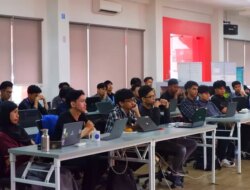 Pengembang UI Indigo dan Google UNM Educate UI dengan CSS Tailwind