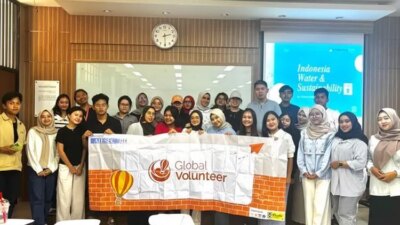 Kolaborasi Waterynation, Alira Alara, dan AIESEC UI Presentasi Lokshop Lerak