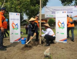 Kai Daop 8 Surabaya merayakan Hari Bumi dengan tindakan ramah lingkungan