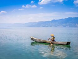 Eksplorasi Menyenangkan di Danau Toba: Panduan Liburan Anda