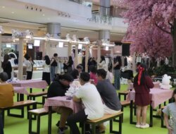 Kikio Paskah: Bloom and Hop di Pik Road