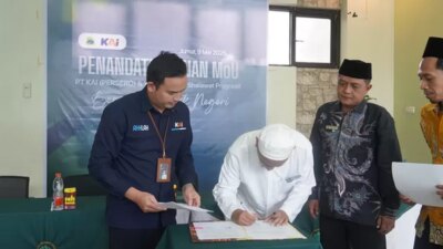 Kai Daop 8 Surabaya Menawarkan Diskon Tiket untuk Santri