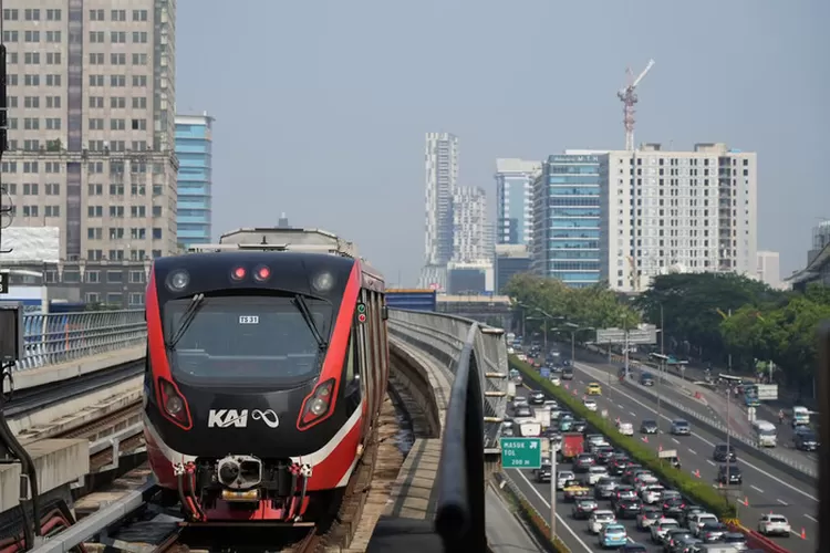 ASN mengambil transportasi umum, pengguna LRT telah melonjak