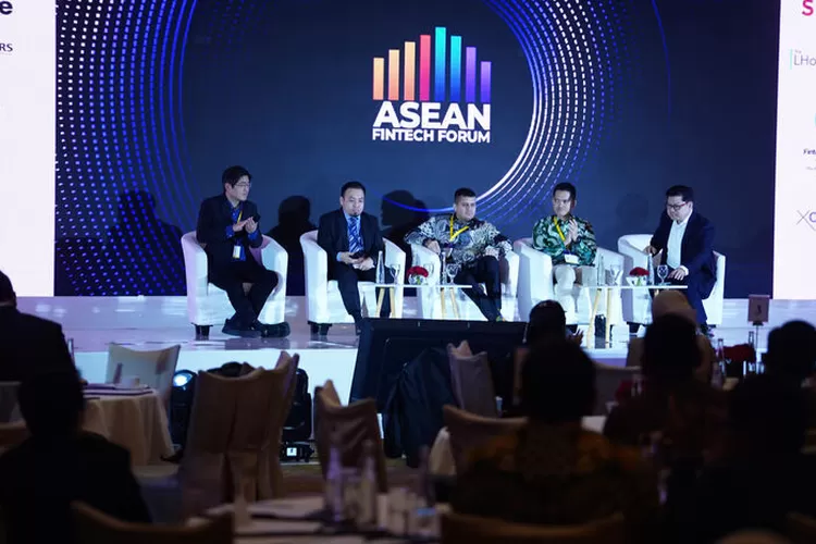 Sumber : Indonesia Economic Forum