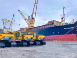 Solusi logistik pelindo berhasil memfasilitasi pengiriman alat berat di Palembang