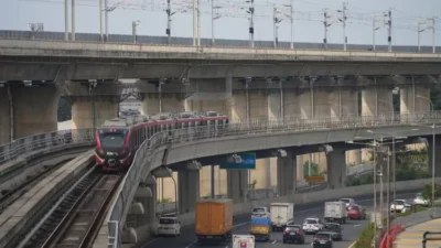 Jabodebek LRT siap melayani liburan Vesak dengan harga murah