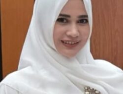 Inisiatif Hebat: Hj. Violia Azarah Peduli dan Modern Market Tebar Sembako Murah