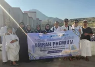 Wafda Saifan dan keluarga yang menjalani umrah dengan perjalanan aqobah