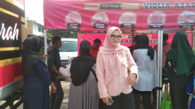 Hj. Viola Azarah, S.E. Gelar Bazar Ayam Potong Murah: Wujud Kepedulian untuk Warga Bandung Barat