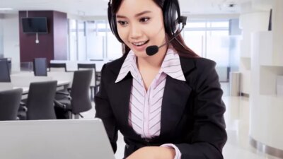 Tingkatkan Layanan Pelanggan dengan CRM dan Name Center