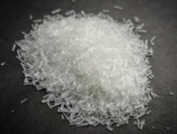 5 Penguat Rasa Daging Paling Populer: Dari MSG Sampai Ekstrak Ragi, Alami Maupun Sintetis