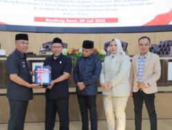 Rapat Paripurna DPRD Bandung Barat: Fraksi-Fraksi Sampaikan Pandangan Umum Soal Perubahan Perda Pajak