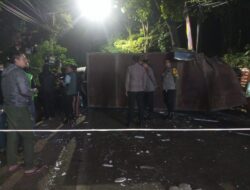 “Rem Blong di Jalan Turunan! Truk Logistik MBG Bikin Kecelakaan Beruntun di KBB”