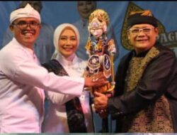 Desa Cilame Hidupkan Seni Tradisi Sunda Lewat Pagelaran Wayang Golek di HUT RI ke-80