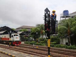 KAI Daop 8 Surabaya Pastikan Keandalan Sinyal dan Telekomunikasi Nataru 2025/2026