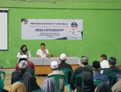 Pemdes Cipeundey Salurkan Insentif Guru Ngaji dan Ustad dalam Rangka Penyelenggaraan Pembangunan Desa