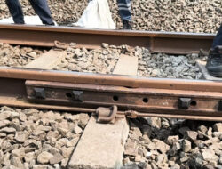 KAI Daop 1 Jakarta Sigap Tangani Rel Patah di Jalur Bekasi – Tambun