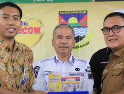 Wabup KBB Asep Ismail dan Camat Padalarang Agus Achmad Hadiri Penyaluran CSR PT. Nestle dan Indomaret Peduli
